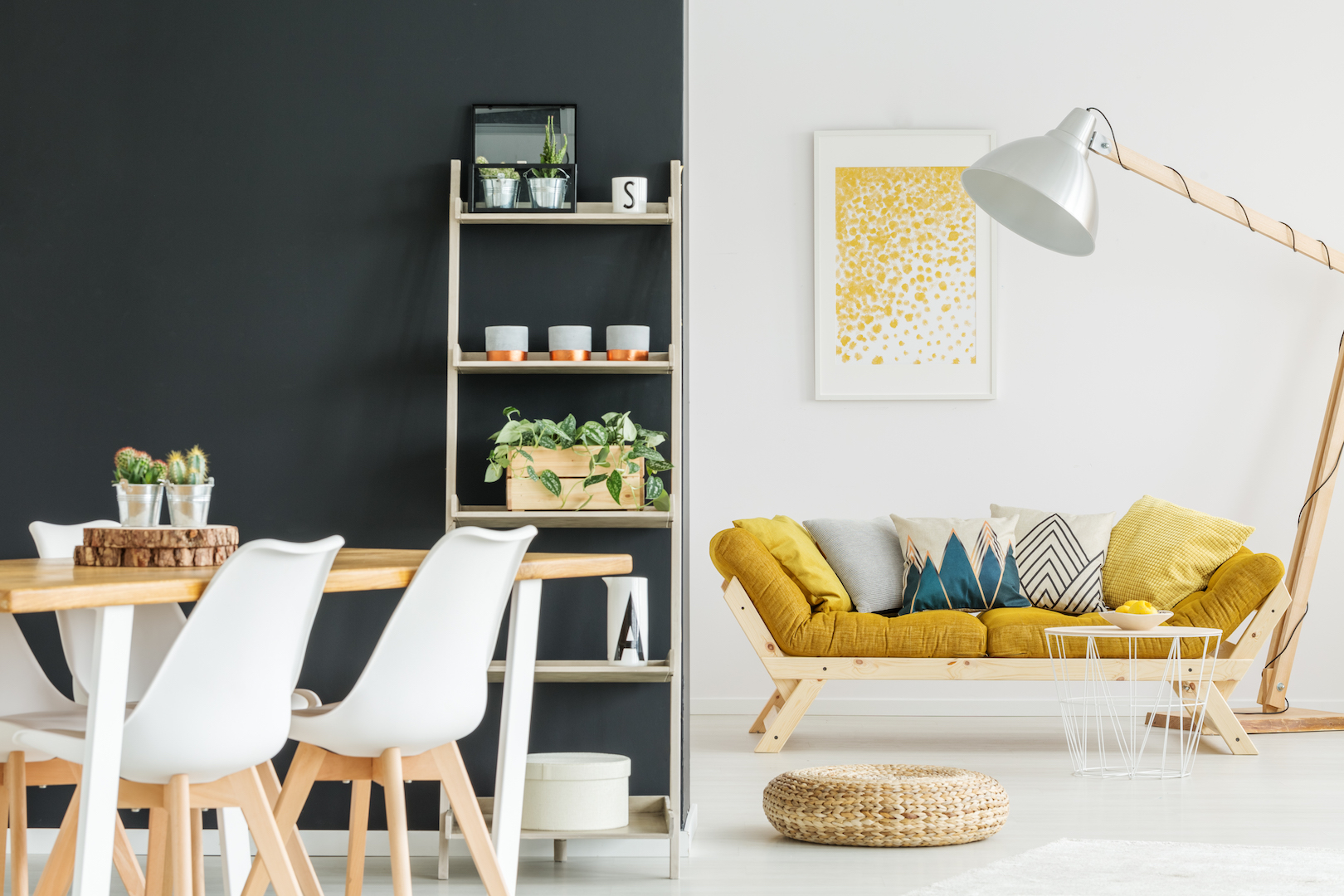 Ample apartment at last floor