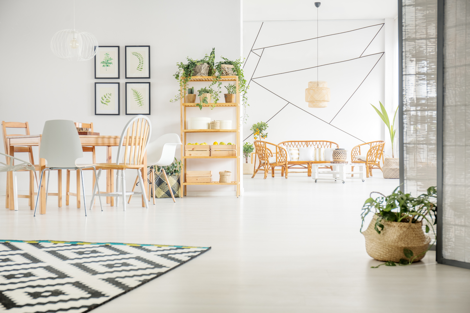 Ample apartment at last floor