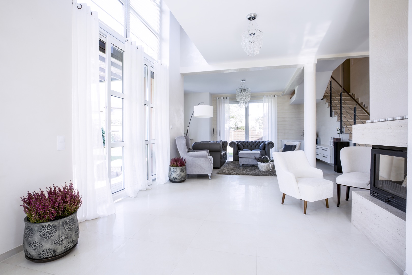 Ample apartment at last floor